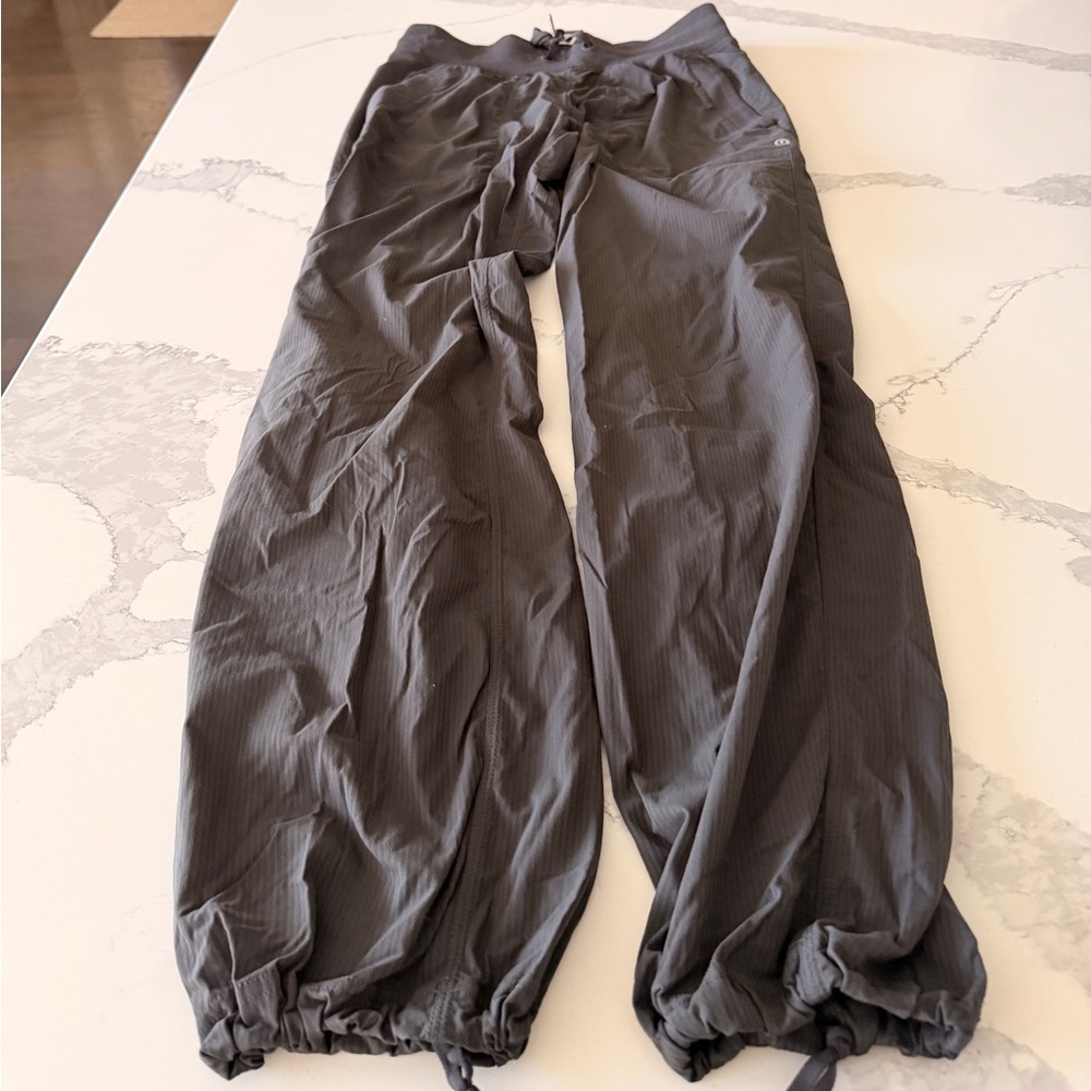 Lululemon dance studio pants. Full length. Size 6